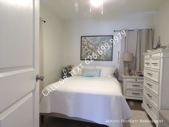 Building Photo - 140 1/2 Melrose Ave., Monrovia CA 91016-