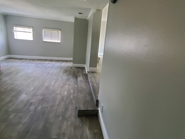 Foto del edificio - Large 4x2 Home in Conway area