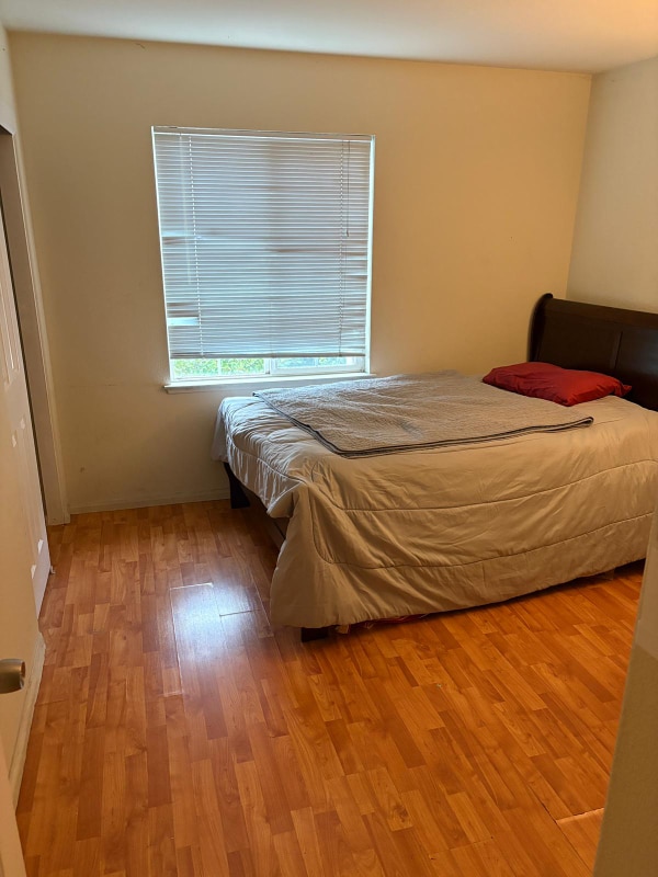 Building Photo - 2114 Bailey Pl