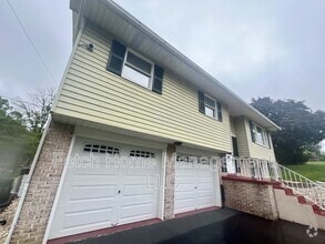 Building Photo - 3075 Nolt Rd