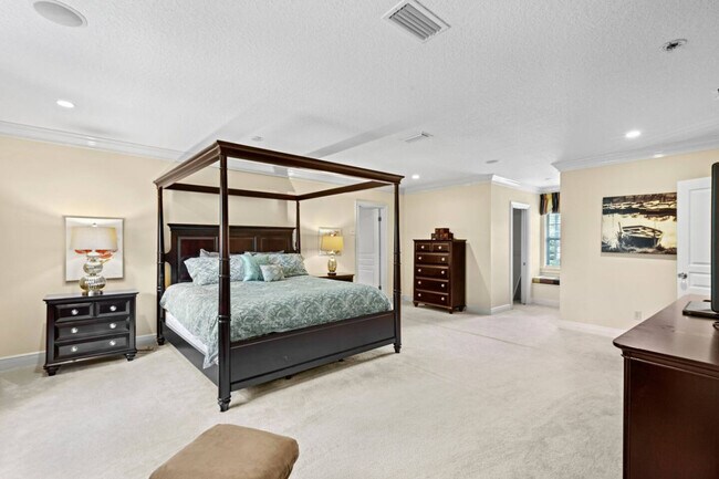 Foto del edificio - 620 NW 23rd St