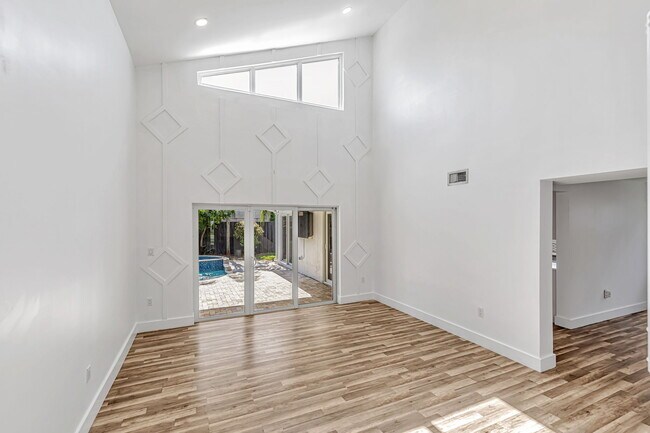 Foto del edificio - 5900 York Ln
