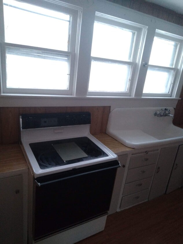 37 Cortland St Unit 2, Norwich, NY 13815 Apartments in Norwich, NY