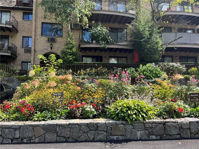 Foto del edificio - 500 Central Park Ave