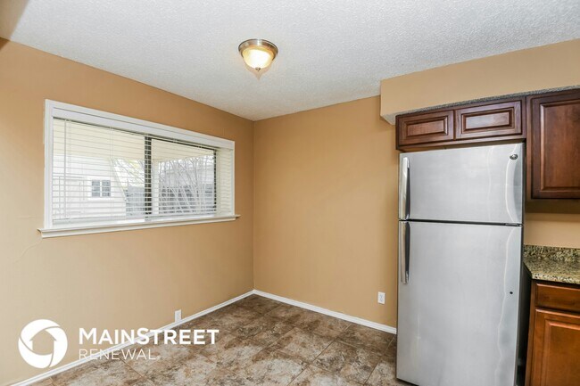 Foto del edificio - 617 Park Center Blvd