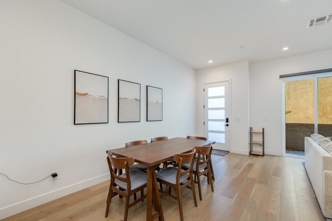 Foto del edificio - 5151 N 13th Pl