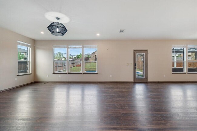 Foto del edificio - 7409 Janes Ranch Rd