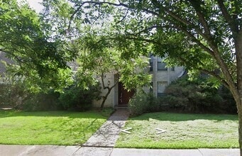 Building Photo - 11911 Dandelion Ln