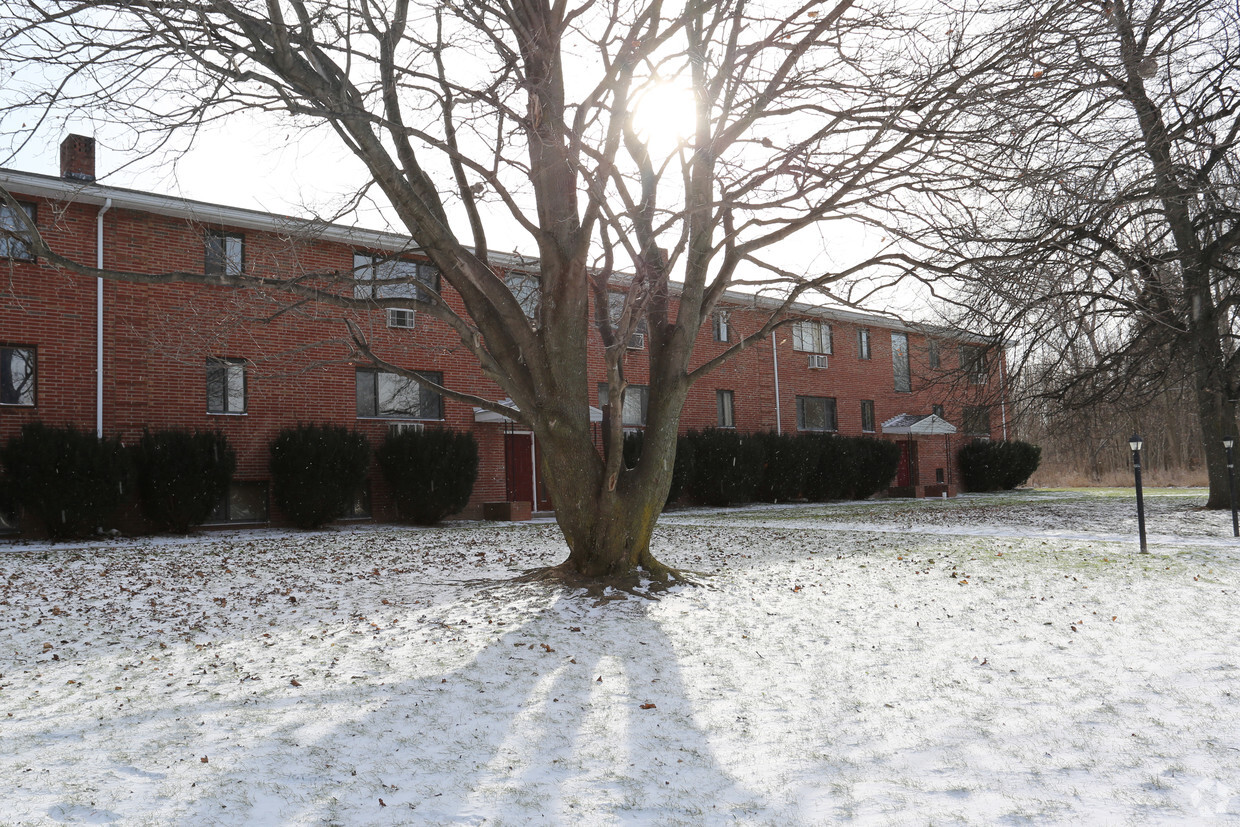 Building Photo - Clarkson Apartments