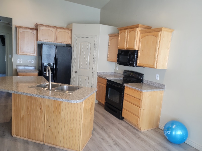 Photo - 8200 6900 W (West Jordan, UT)