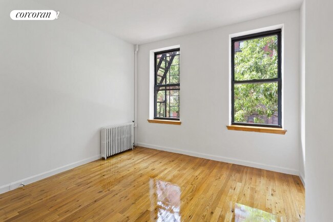 Building Photo - 311 Beach 47th St