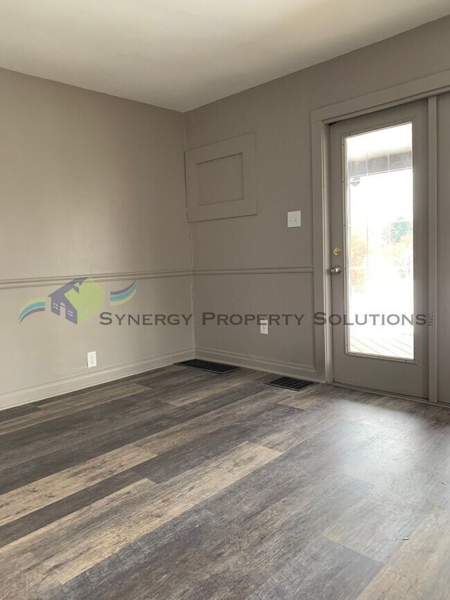 Building Photo - For Sale or Rent to Own