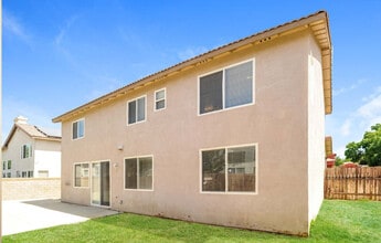 Building Photo - 42516 Coronet Ct