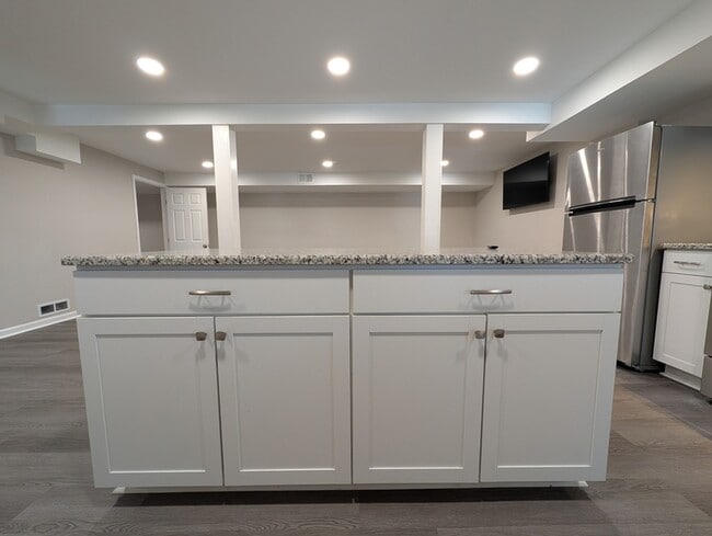 Photo - 120 Berkshire Pl Apartment