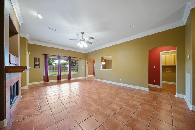 Foto del edificio - 1214 Sugar Land Dr