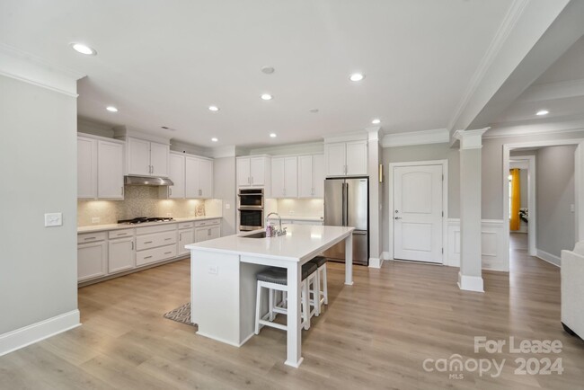 Building Photo - 10453 Springfarm Ln