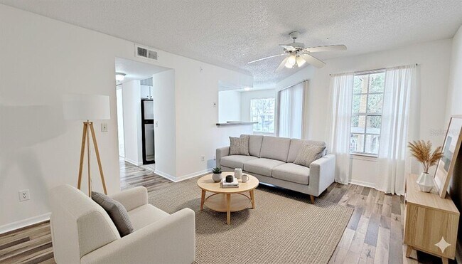 Foto del edificio - 1037 S Hiawassee Rd