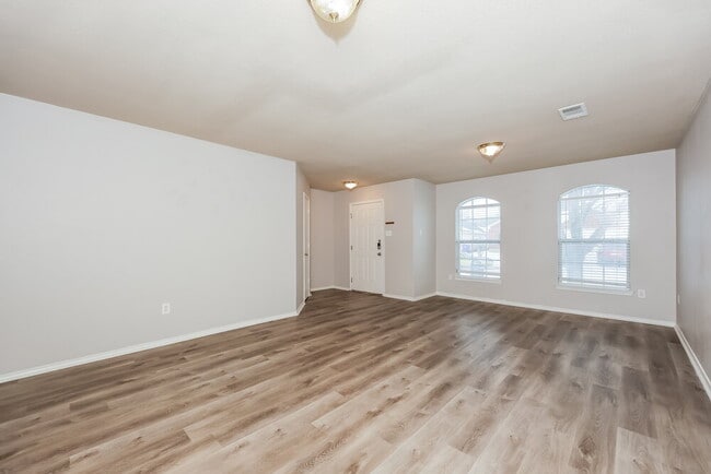 Building Photo - 522 Blueberry Hill Ln