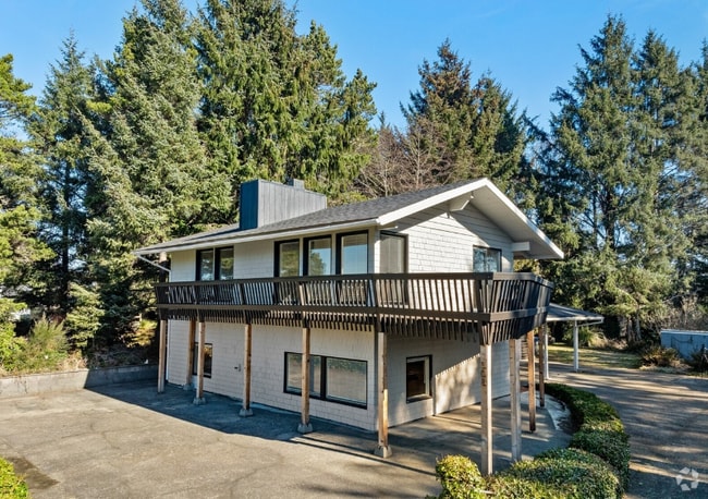 Building Photo - 1508 S Hoquiam Ln