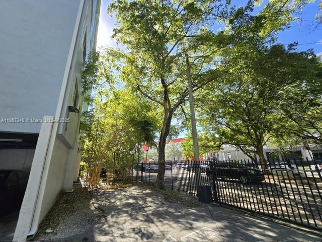 Foto del edificio - 2920 SW 28th Terrace