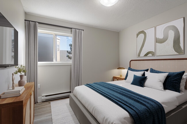 Building Photo - Prince of Wales Apartments