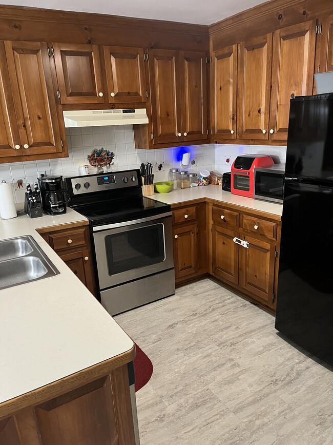 Building Photo - 7067 Wahoo Ct