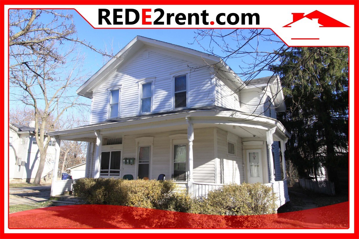 224 Madison St Unit 2, Janesville, WI 53548 Room for Rent in
