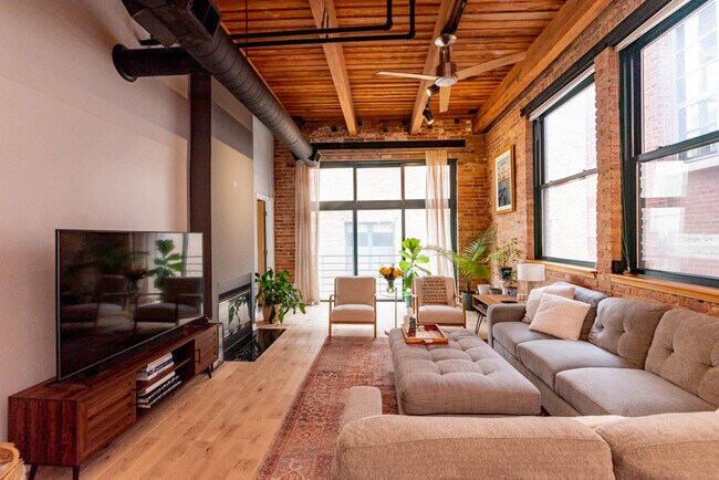 Foto del edificio - 1737 N Paulina St