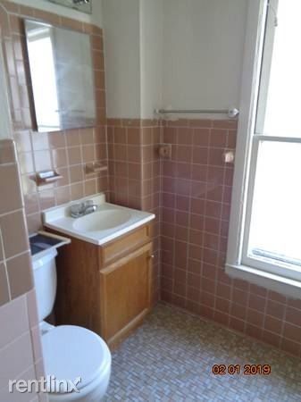 Building Photo - 2 br, 1 bath  - 153 Michigan St
