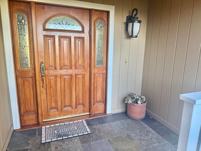 Foto del edificio - SARATOGA - Meticulously maintained home in serene settings with pool-Hillside Oasis