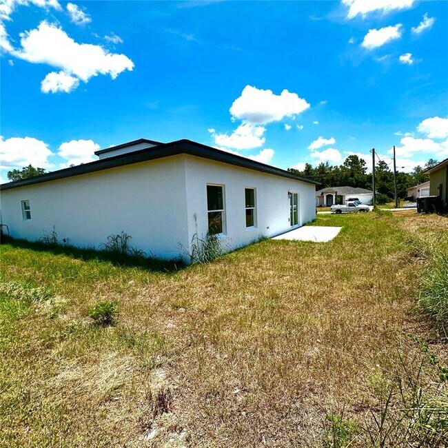 Foto del edificio - 1618 Redfin Dr