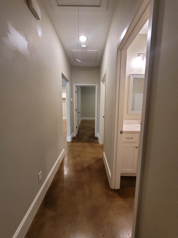 Building Photo - 429 Brentwood Dr
