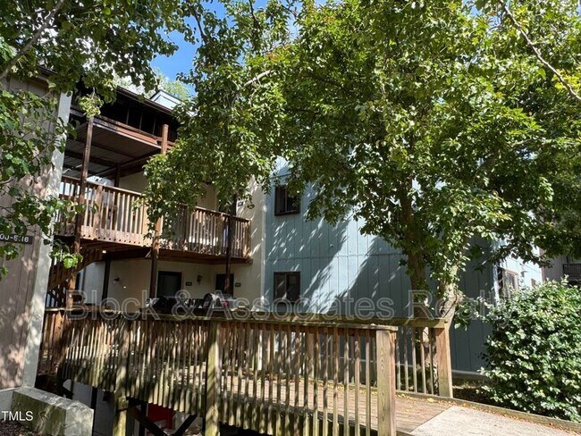 Foto del edificio - 5112 Flint Ridge Pl