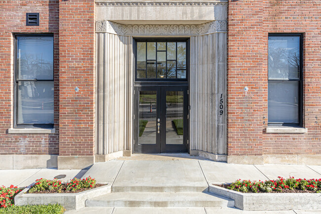 Front Entrance - Electric Depot