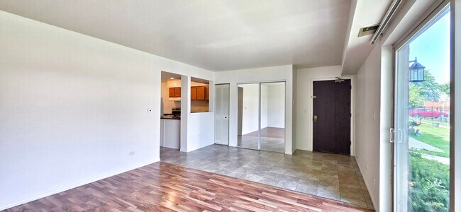 Foto del edificio - 3223 W Lake Ave