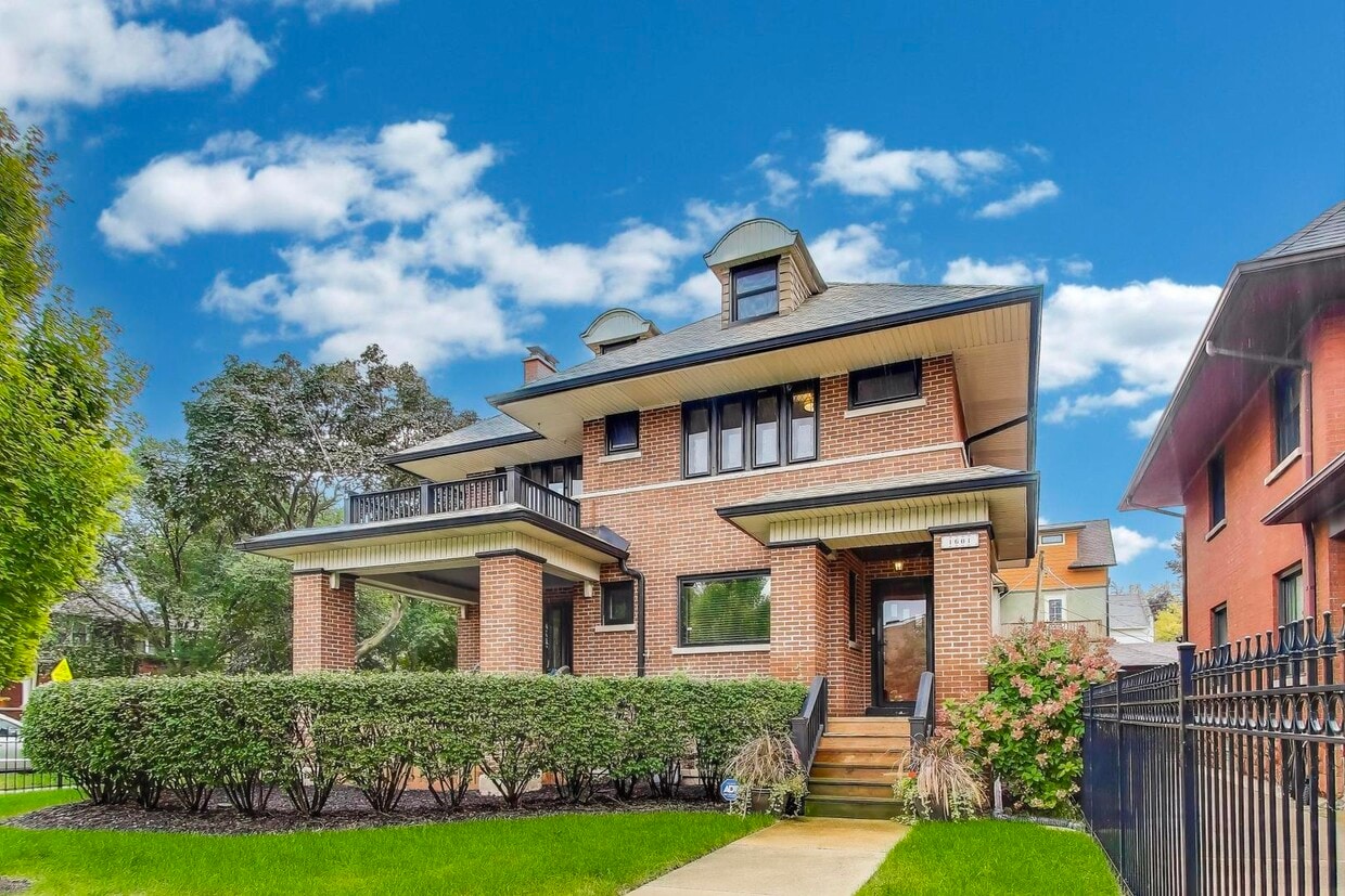 Foto principal - 1601 W Touhy Ave