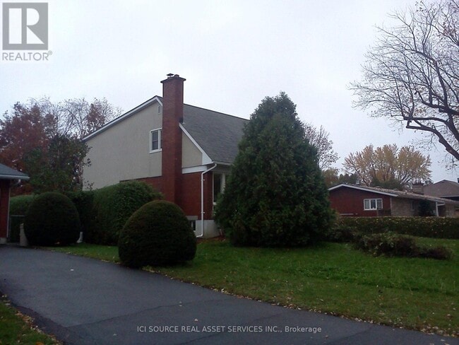 Building Photo - 30 Sunnycrest Dr