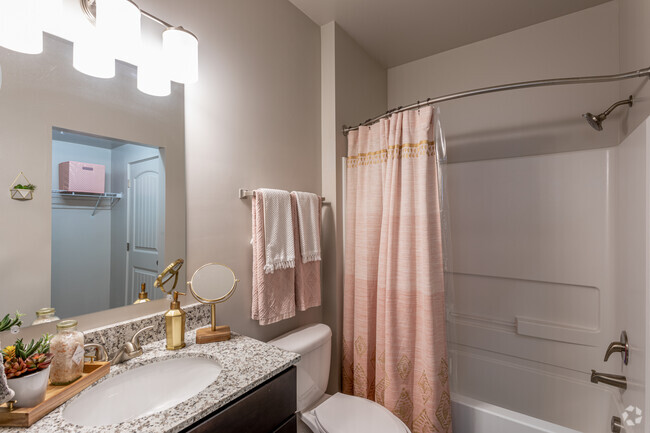 5BR, 5BA - 1,844-1882SF - Townhome - The Arrow Townhomes and Flats