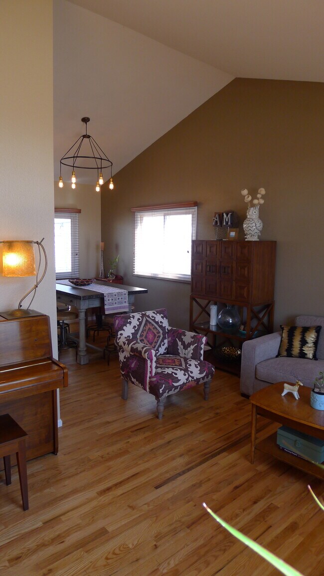 Foto del edificio - 4506 Cliffside Ct