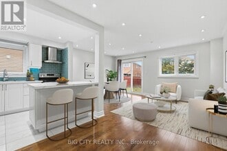 Building Photo - 5487 Cosmic Crescent