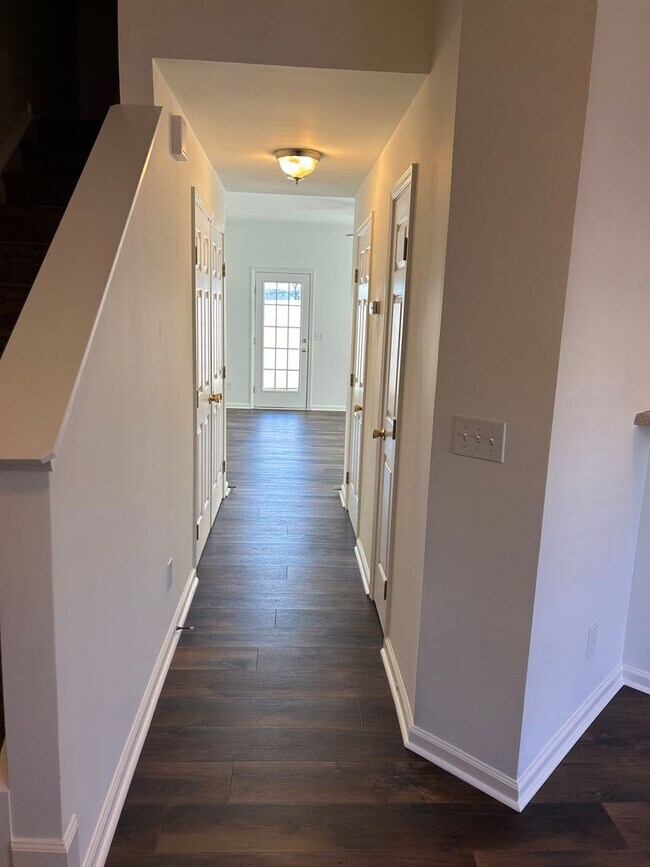 Building Photo - Greer, 2BD/2.5BA, 1476SF