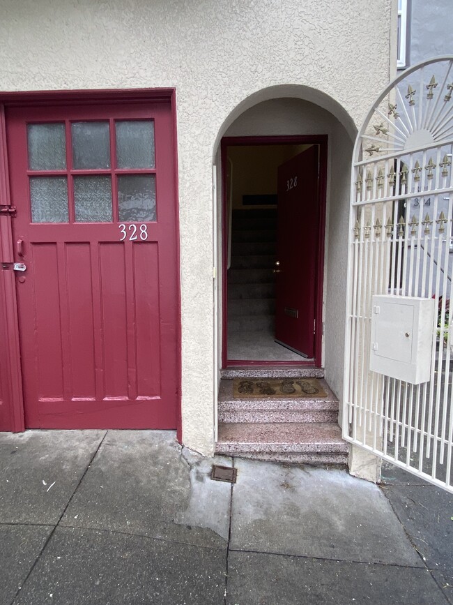 Garage door and entrance gate-2 - 328 Utah St