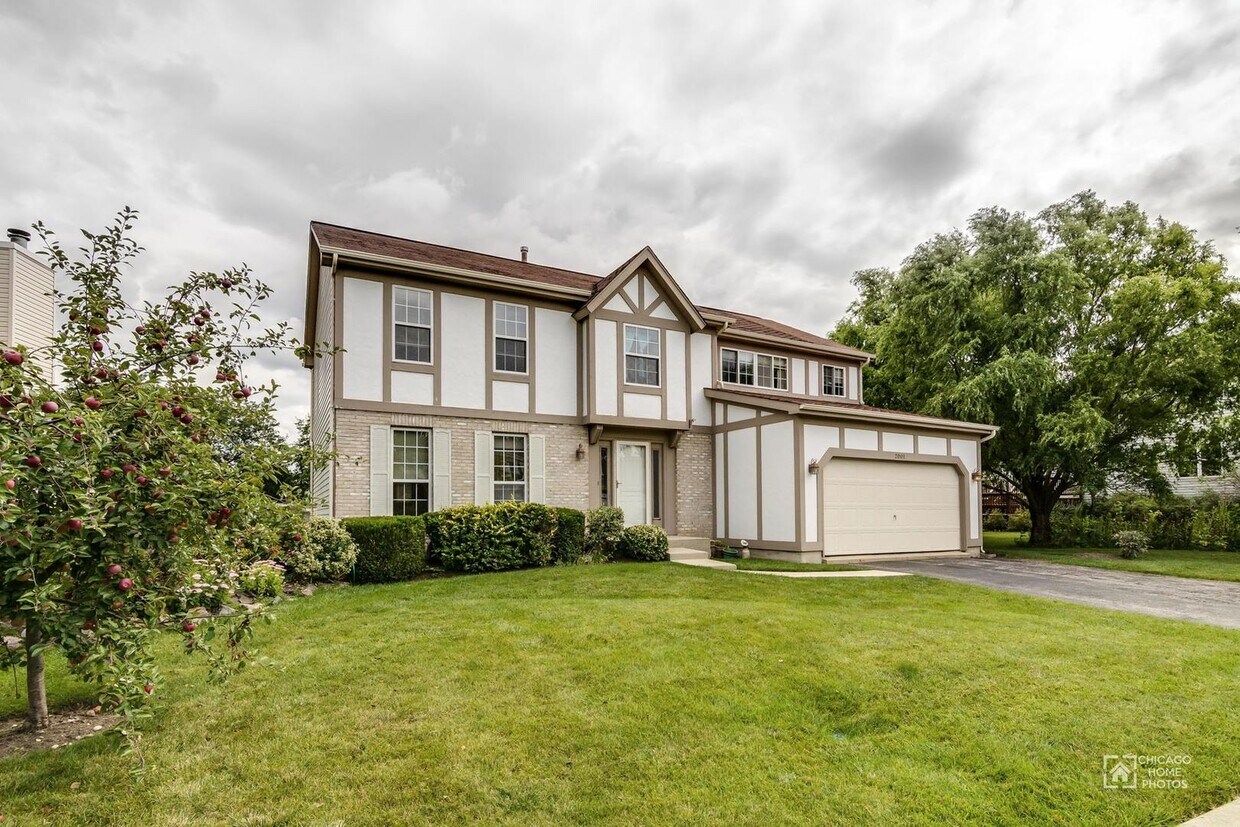 2001 Victoria Rd, Mundelein, IL 60060 House Rental in Mundelein, IL