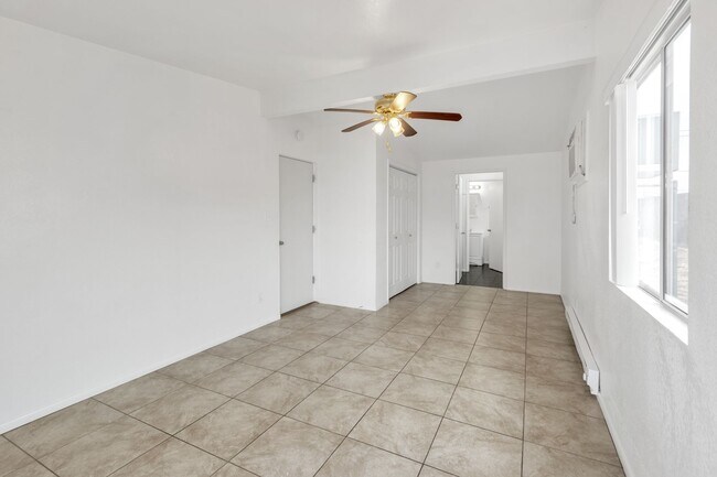 Foto del edificio - 216 Whitton St