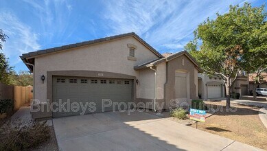 Building Photo - 1311 E Marlin Dr