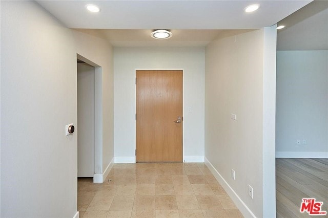 Building Photo - 13600 Marina Pointe Dr
