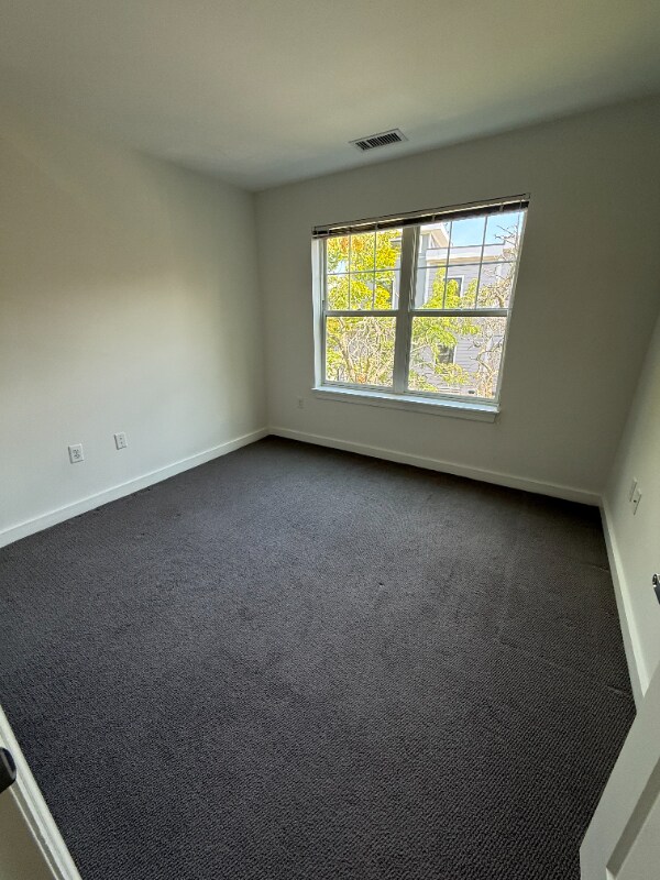 Photo - 11 Alder St (Waltham, MA) Apartment