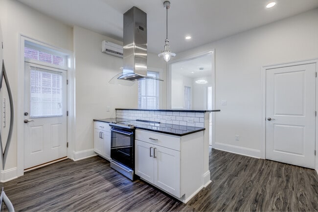 Photo - 2606 W Main St Apartment