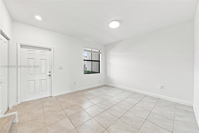 Building Photo - 10018 SW 228th Terrace