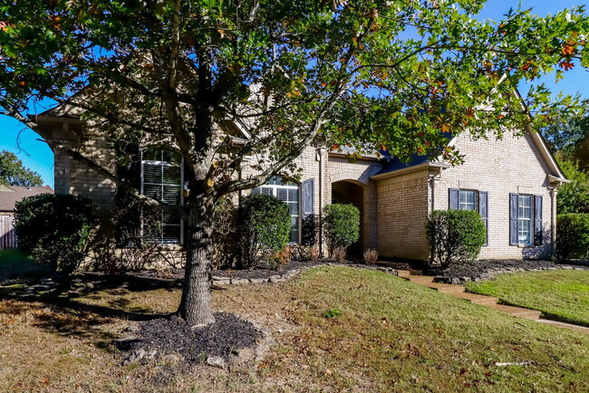 Foto del edificio - 1374 Sawmill Creek Ln